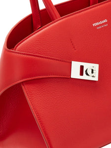 Hug Handbag in Flame Red (M)