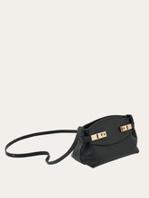 Load image into Gallery viewer, Hug Crossbody Bag in Black
