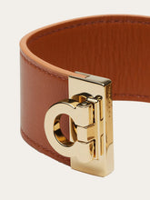 Load image into Gallery viewer, Gancini Bracelet in Cognac (S/M)
