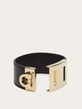 Load image into Gallery viewer, Gancini Bracelet in Black (S/M)
