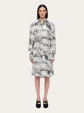 Load image into Gallery viewer, Veliero Print Shirt Dress in White/Black
