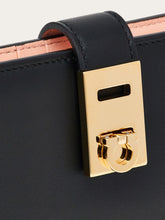 Load image into Gallery viewer, Hug Continental Wallet in Black/Nylund Pink
