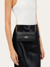 Load image into Gallery viewer, Gancini Wallet with Chain in Black
