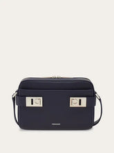 Load image into Gallery viewer, Shoulder bag with Gancini buckles
